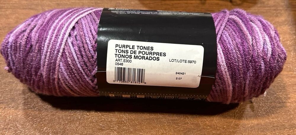 Red Heart Yarn Lot - Picture 7 of 7